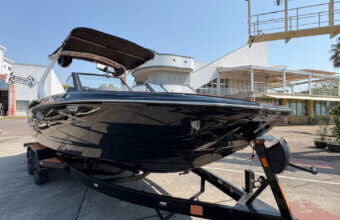 新艇 CENTURION Nv233 2025model